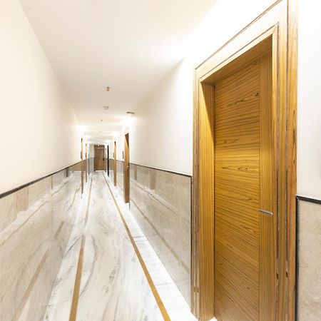 Hotel Aero Star By Star Group 뉴델리 외부 사진