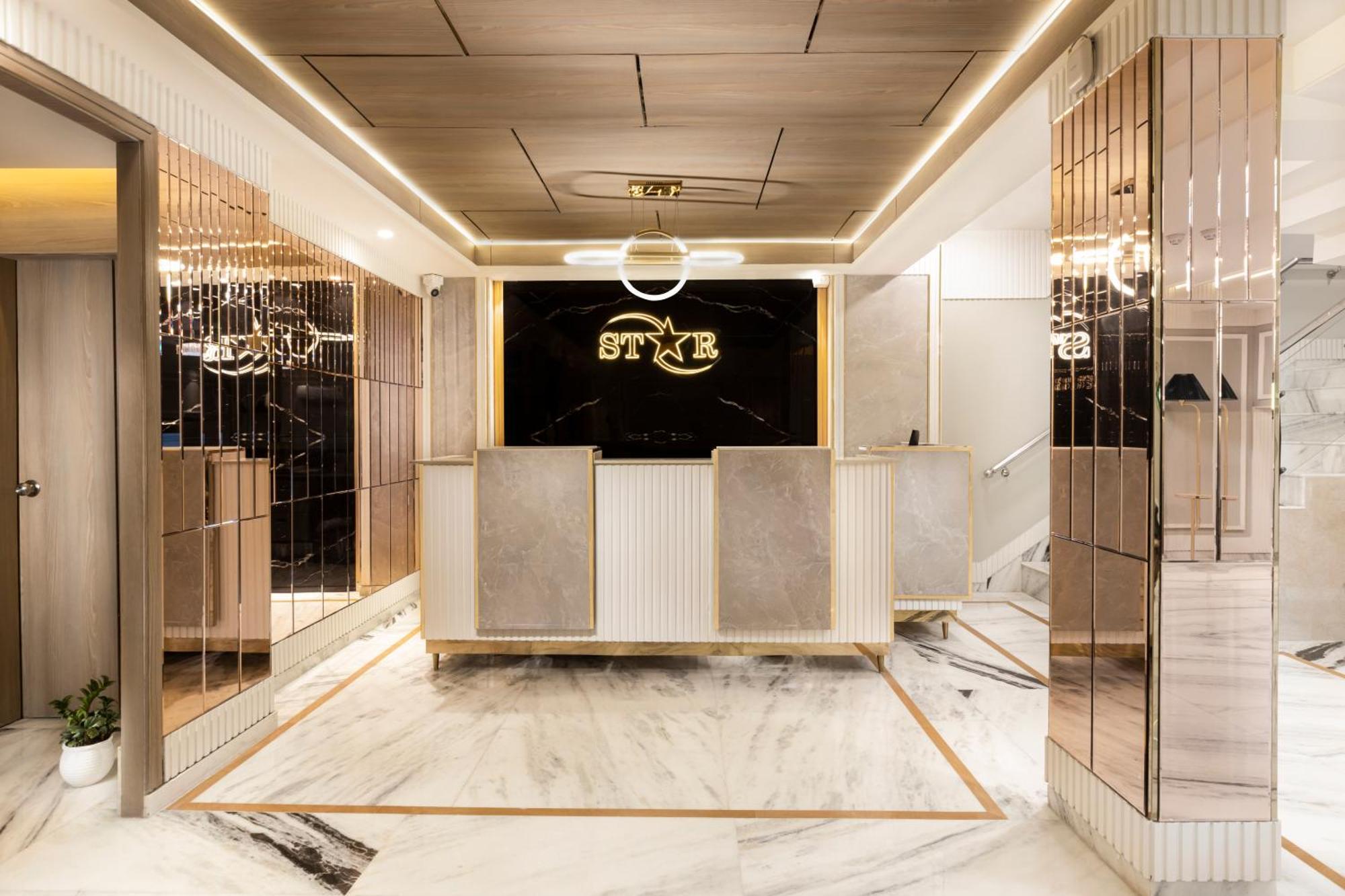 Hotel Aero Star By Star Group 뉴델리 외부 사진