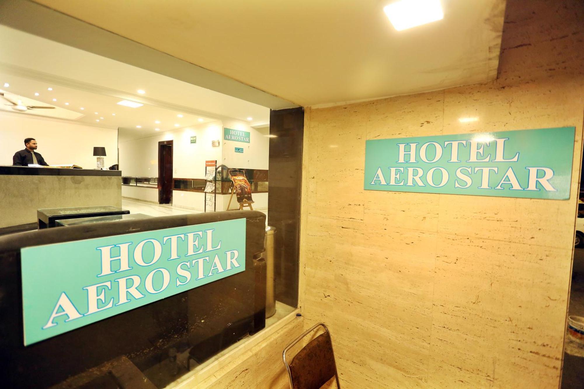 Hotel Aero Star By Star Group 뉴델리 외부 사진