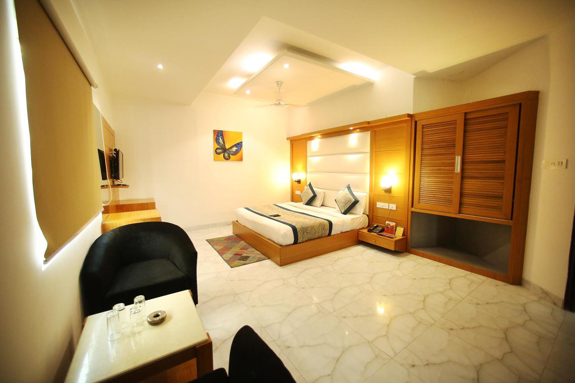 Hotel Aero Star By Star Group 뉴델리 외부 사진