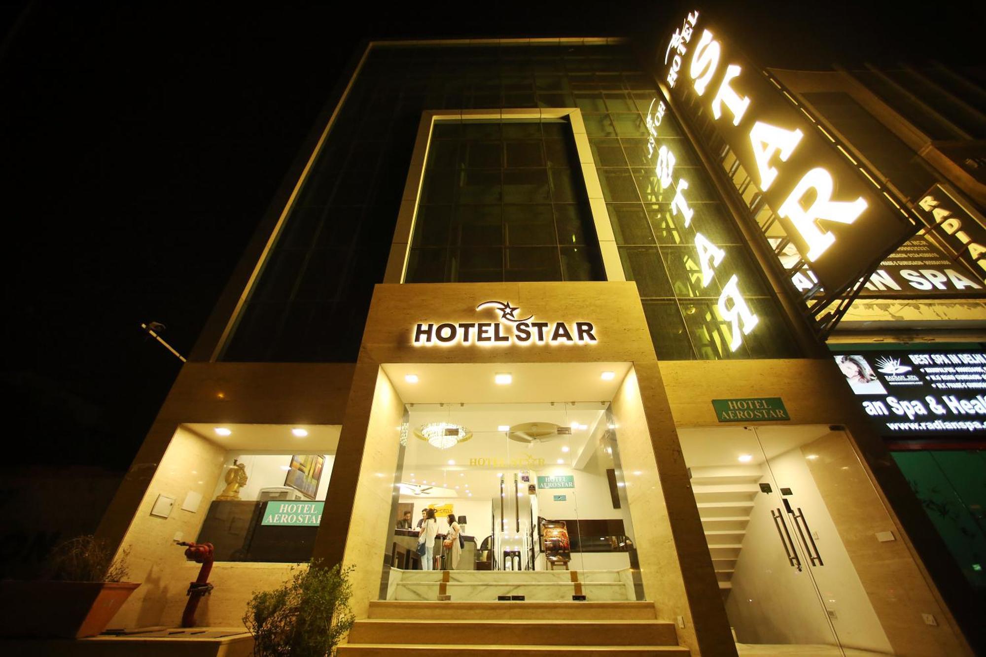 Hotel Aero Star By Star Group 뉴델리 외부 사진